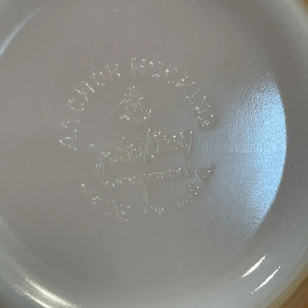 Vintage Anchor Hocking Fire King Oven Ware Peach Luster‎ Swirl Serving Bowl 8